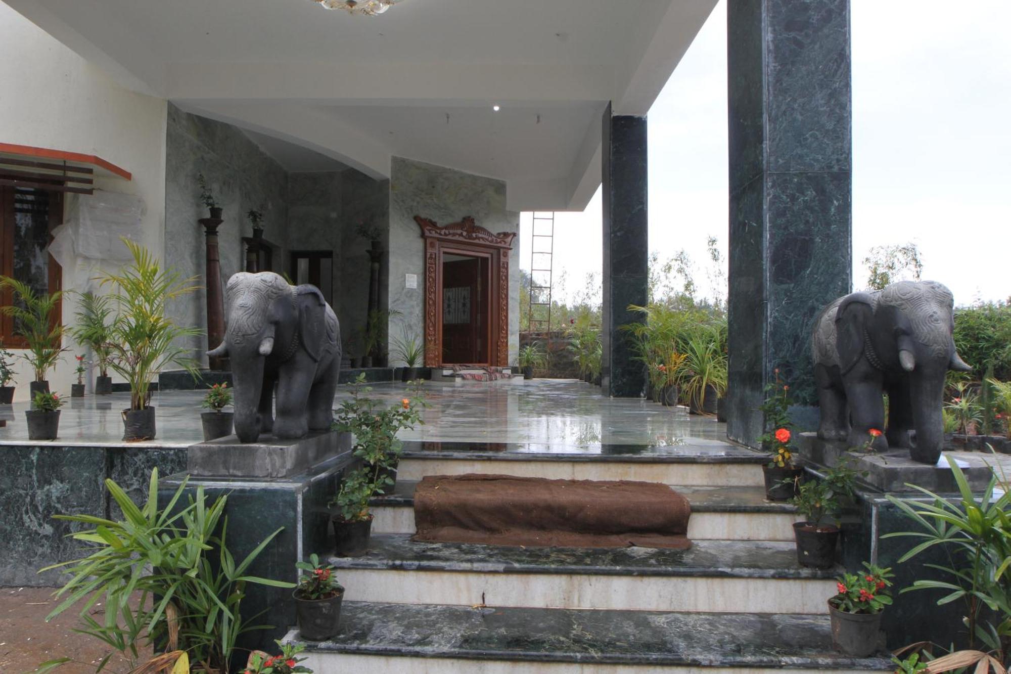 Coastal Grand Mahendravanam - Kolli Hills Exterior photo